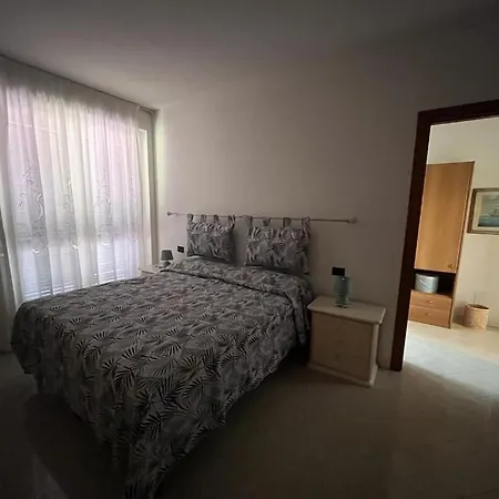 Casa Nora Giardino E Box Auto Apartment La Spezia