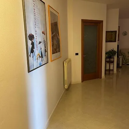 Casa Nora Giardino E Box Auto Apartment
